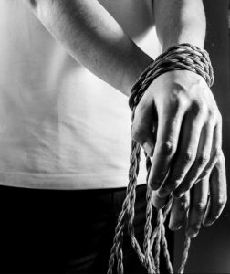 Lutter contre le mensonge